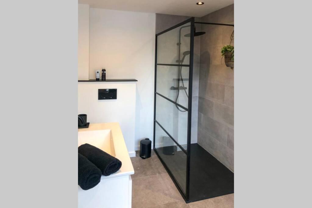 Cabine D'O - Nieuw Appartement Dichtbij Zee! Oostende Exteriör bild